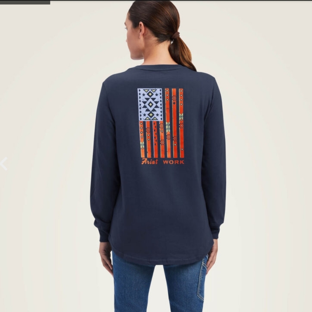 NWT Ariat Rebar long sleeve top size large.